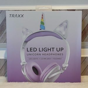 LEDLightUpUnicornHeadphones